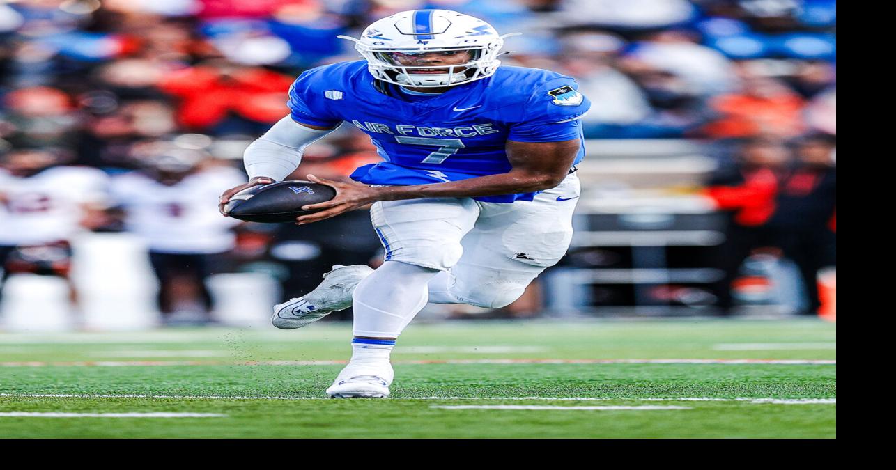 Former Air Force quarterback making case for playing time