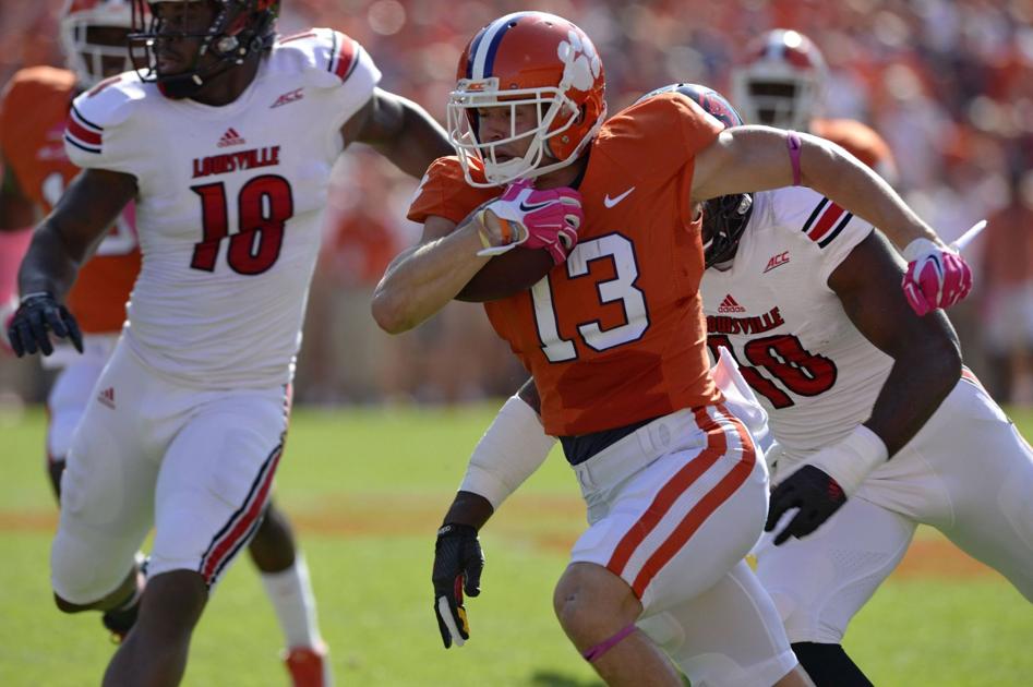 7 At 7 Clemson Ad Responds To Women S Soccer Hazing Allegation
