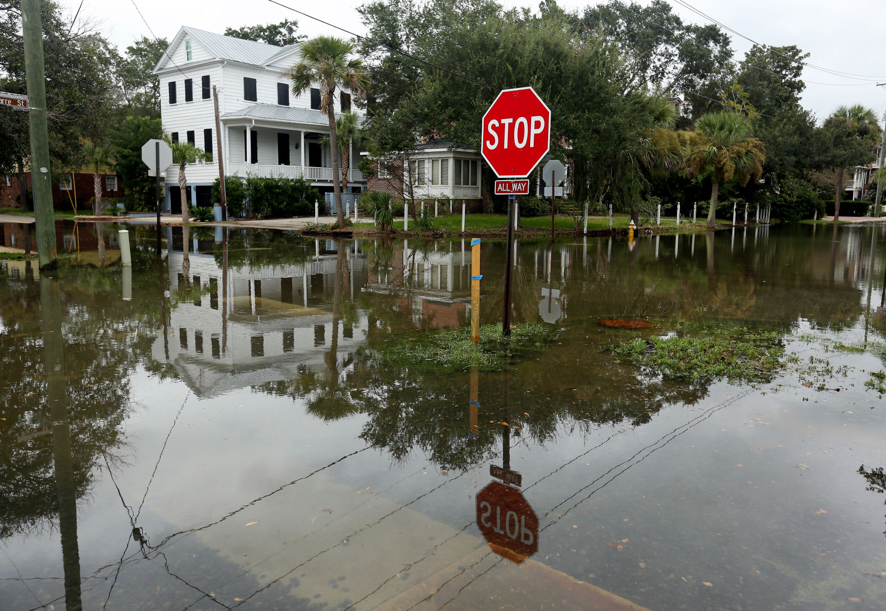 Residents asking feds to investigate Charleston for failure to