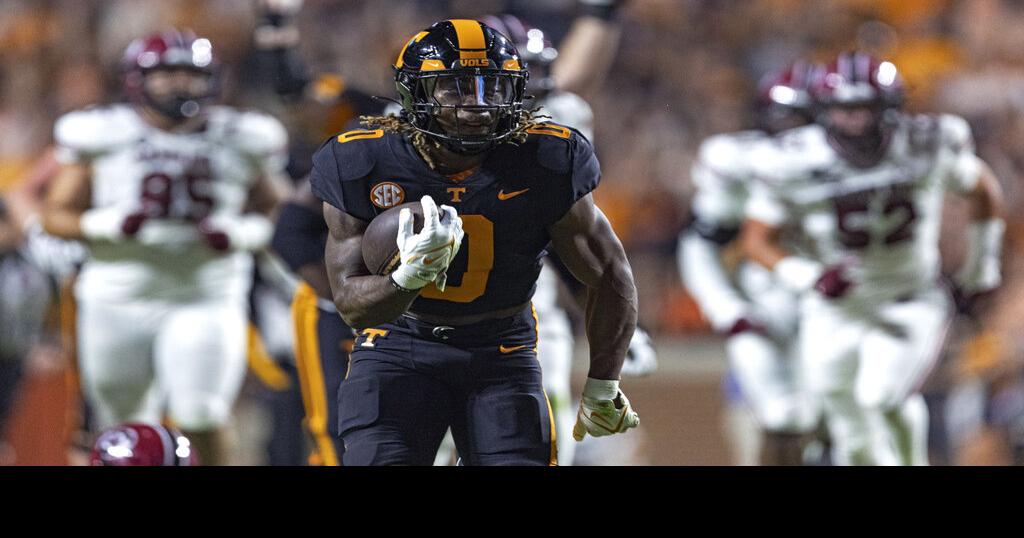 Vols Going 'Dark Mode' Against South Carolina With Black Jerseys