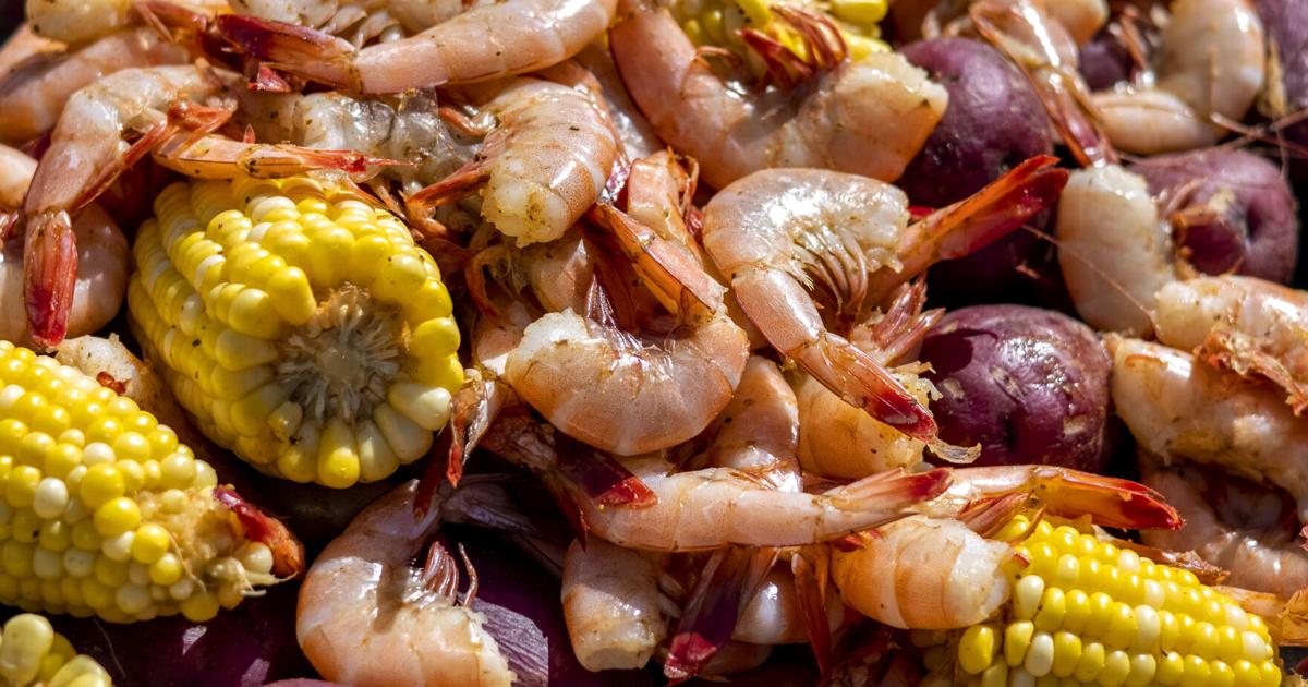 Das charakteristische Verkostungsevent des Charleston Wine + Food ...