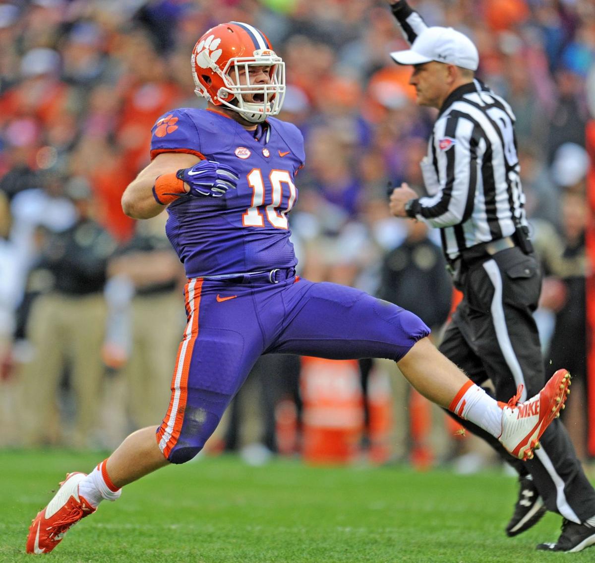 Clemson tops Wake Forest