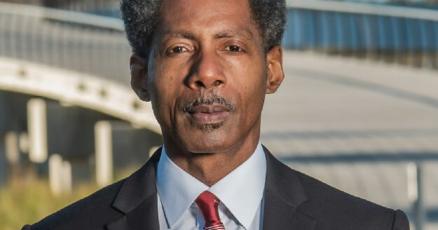 Man who recorded police shooting of motorist Walter Scott endorses Reggie Burgess for mayor Man who recorded police shooting of motorist Walter Scott endorses Reggie Burgess for mayor