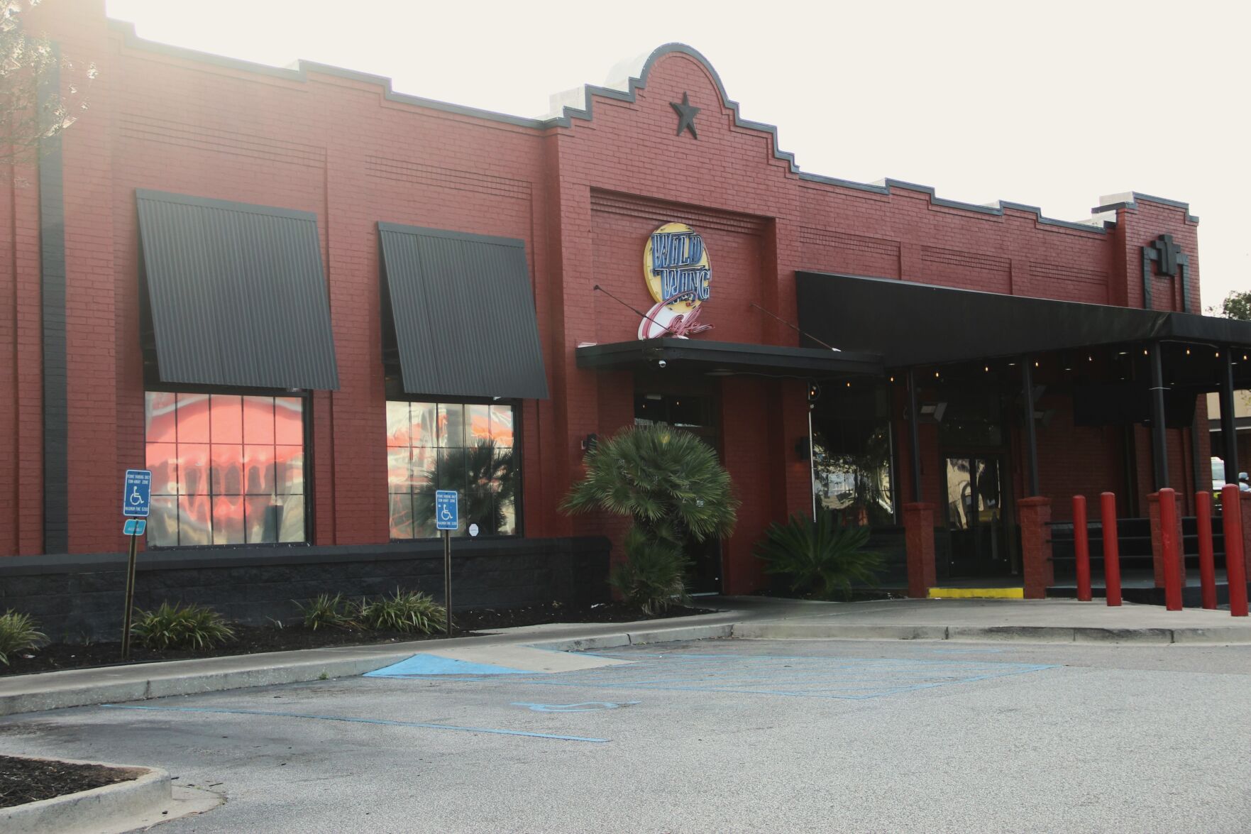 Chick-fil-A to tear down Wild Wing Café in North Charleston