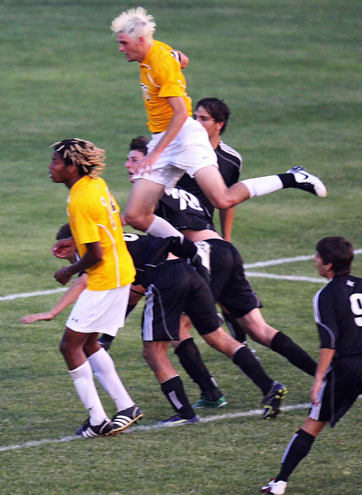 Wando boys win AAAA state soccer title