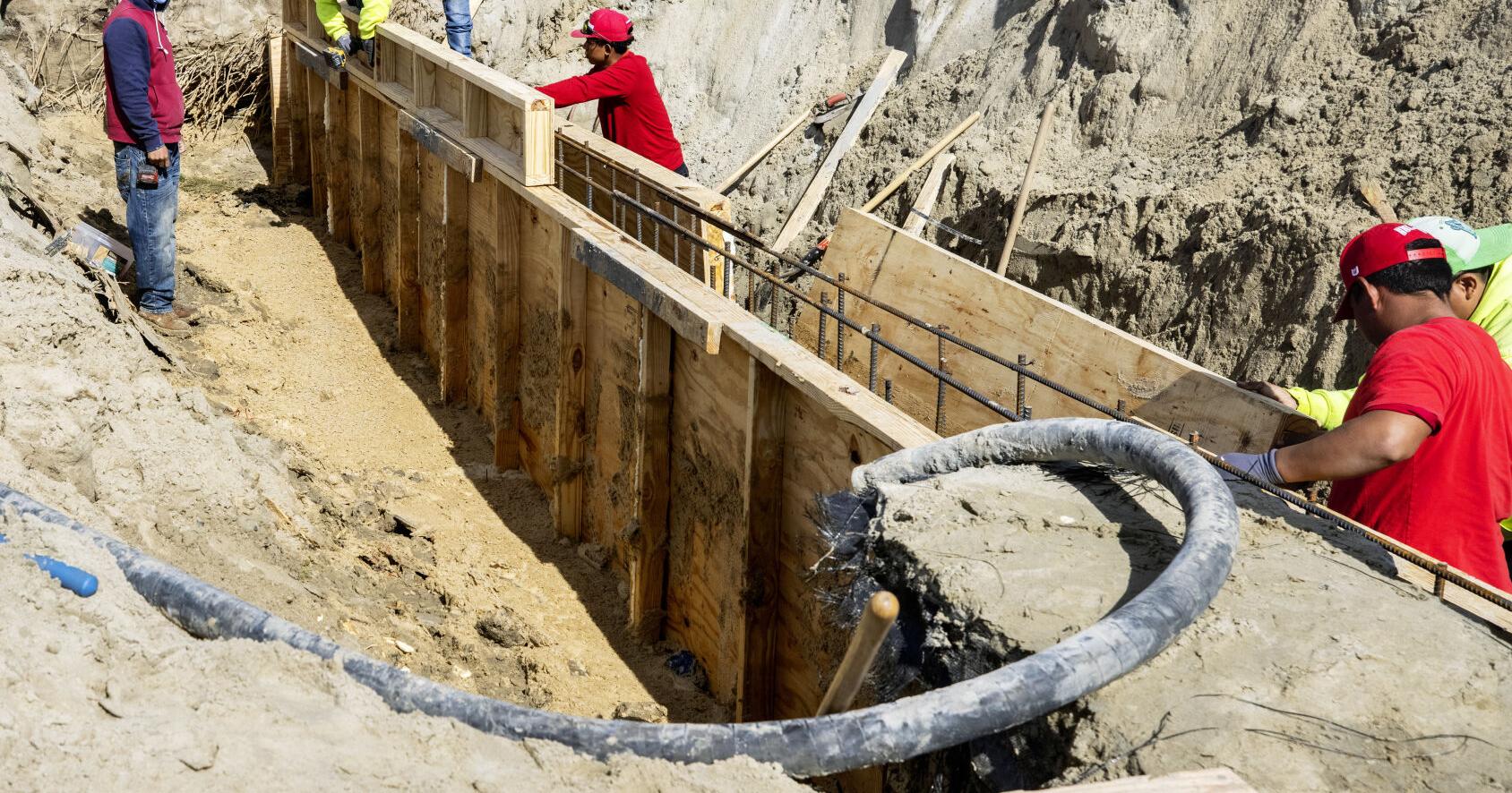 Private sea walls on oceanfront property. Why not? | Rising Waters - Vimarsana News