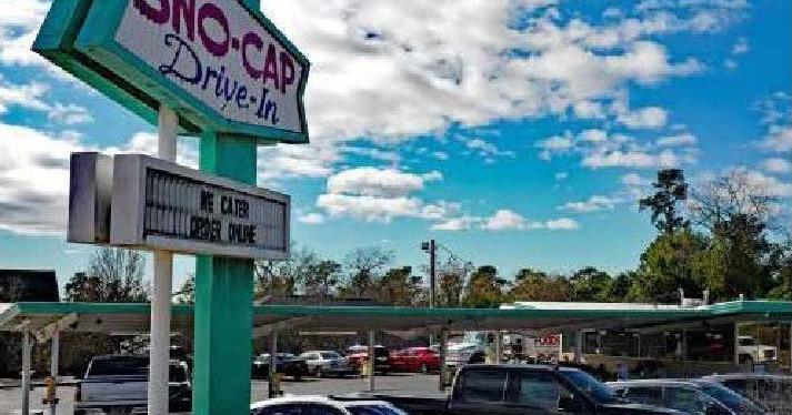 Sno-Cap Drive-In awarded $40K grant by American Express - Vimarsana News