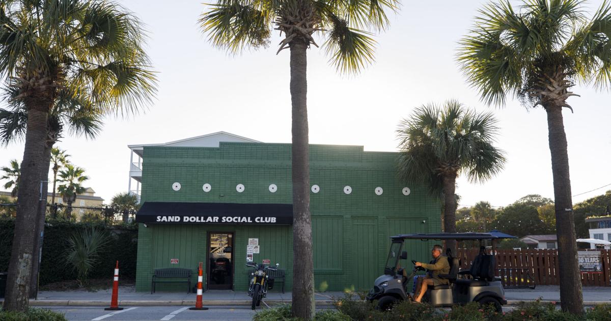 featured image for post Iconic Sand Dollar Bar on Folly Beach sells for $2.4 million