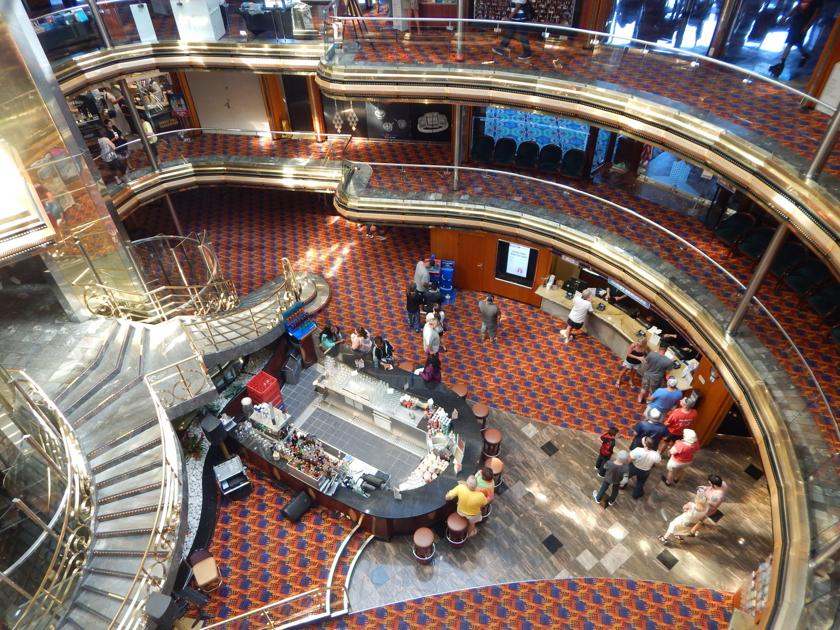 Navigating The Sea Changes In Carnival Ecstasy S Dining