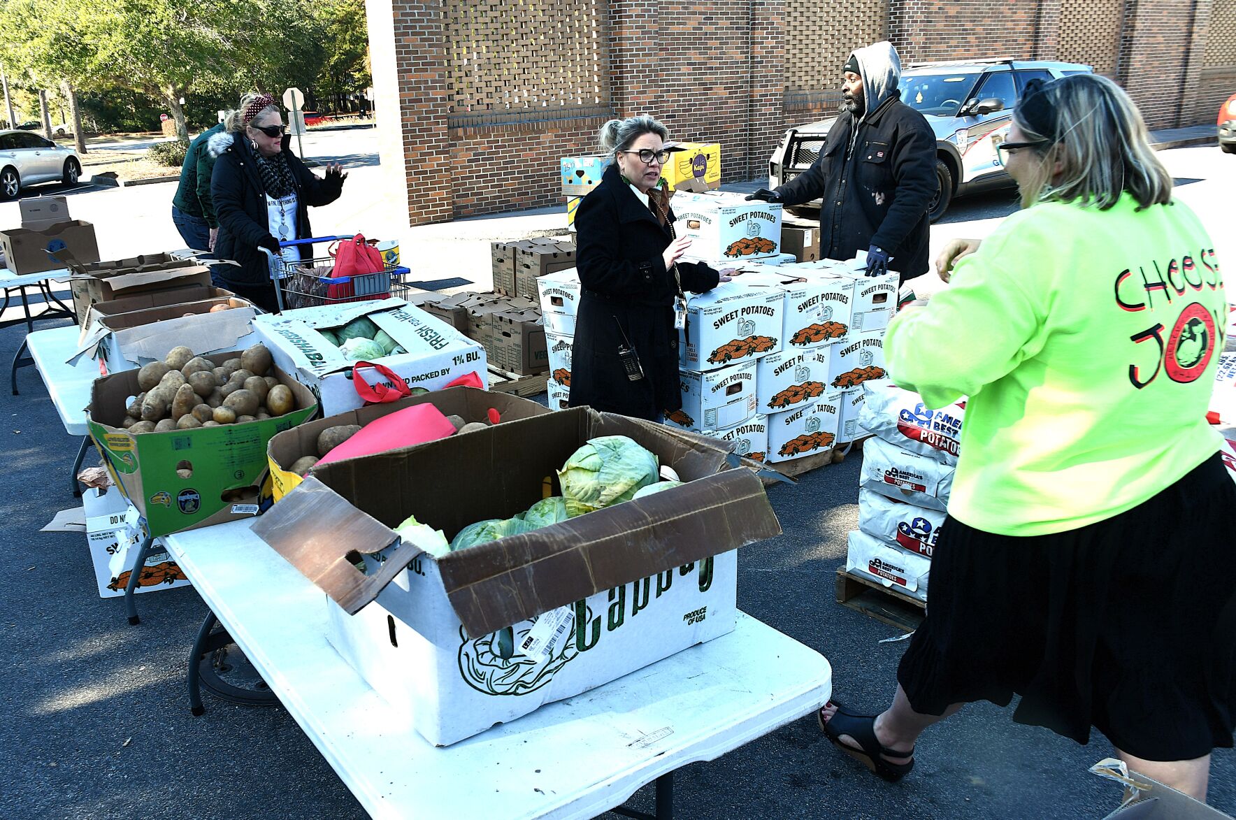Lowcountry Food Bank sets up in Berkeley County
