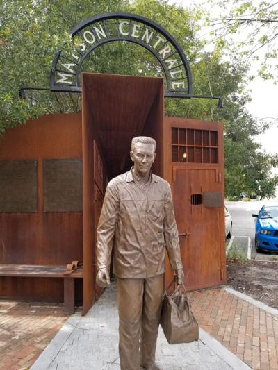 Jack Van Loan Statue