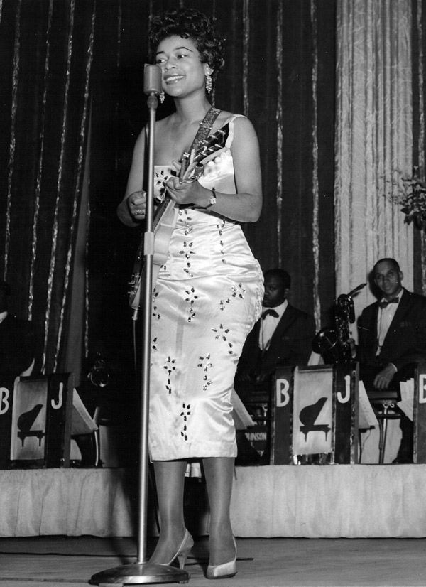 Label owner, 'mother of hip-hop' Sylvia Robinson dies