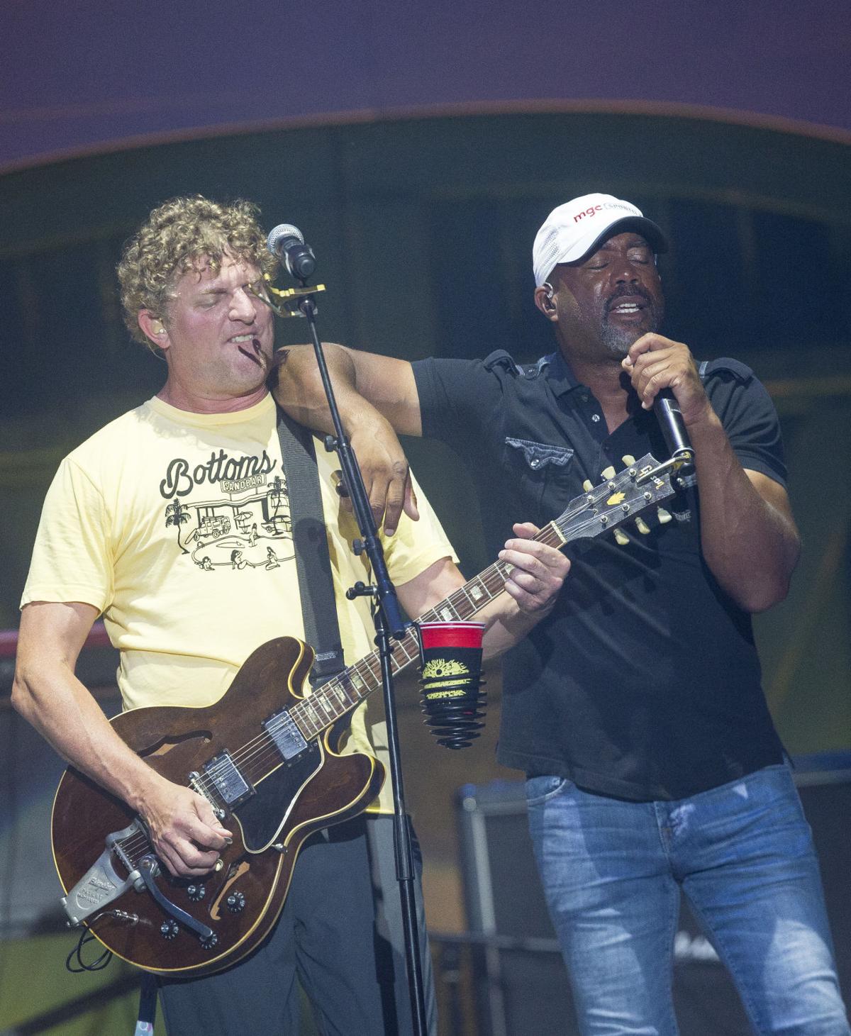 Hootie & the Blowfish HomeGrown concert Photo Galleries