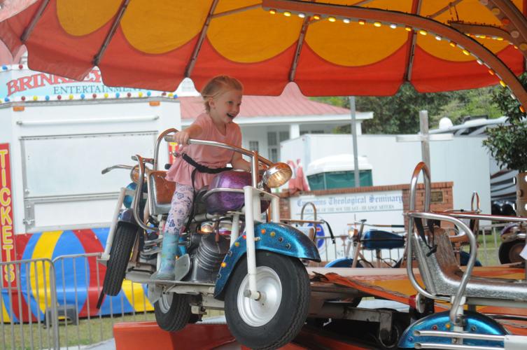 Flowertown Festival Portraits April 5, 2019 Flowertown Galleries