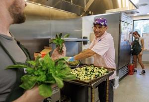 Charleston nonprofit makes plant-based meals for cancer patients. Here’s how to get them.