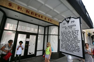 civil rights movement drawing attention