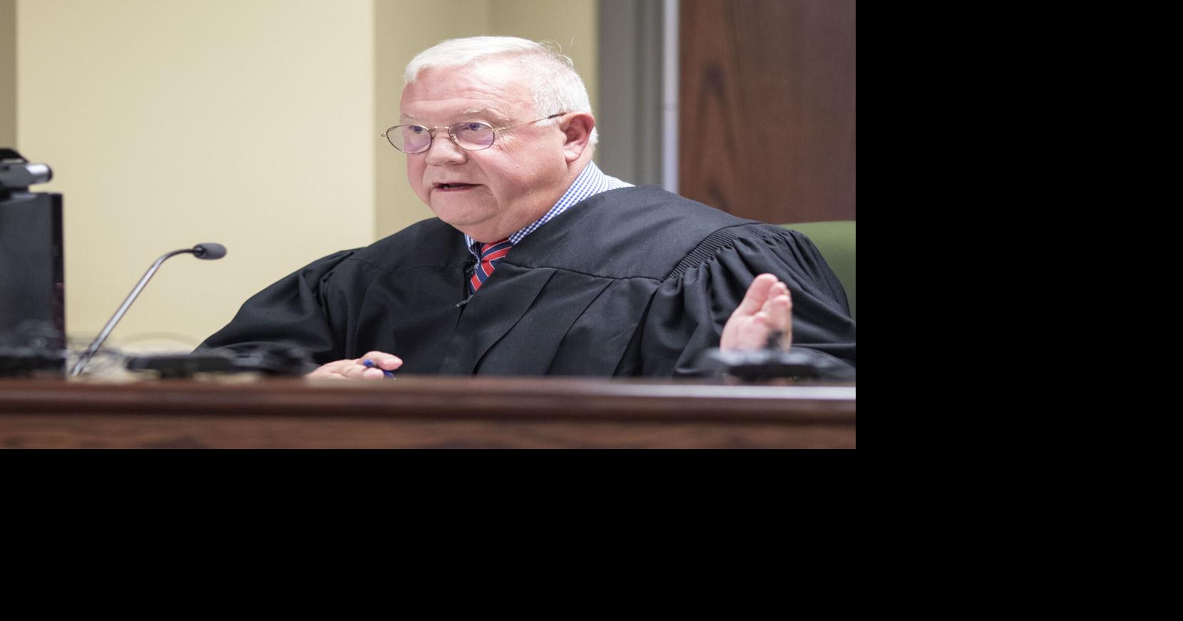 Charleston County magistrate suspended from bench