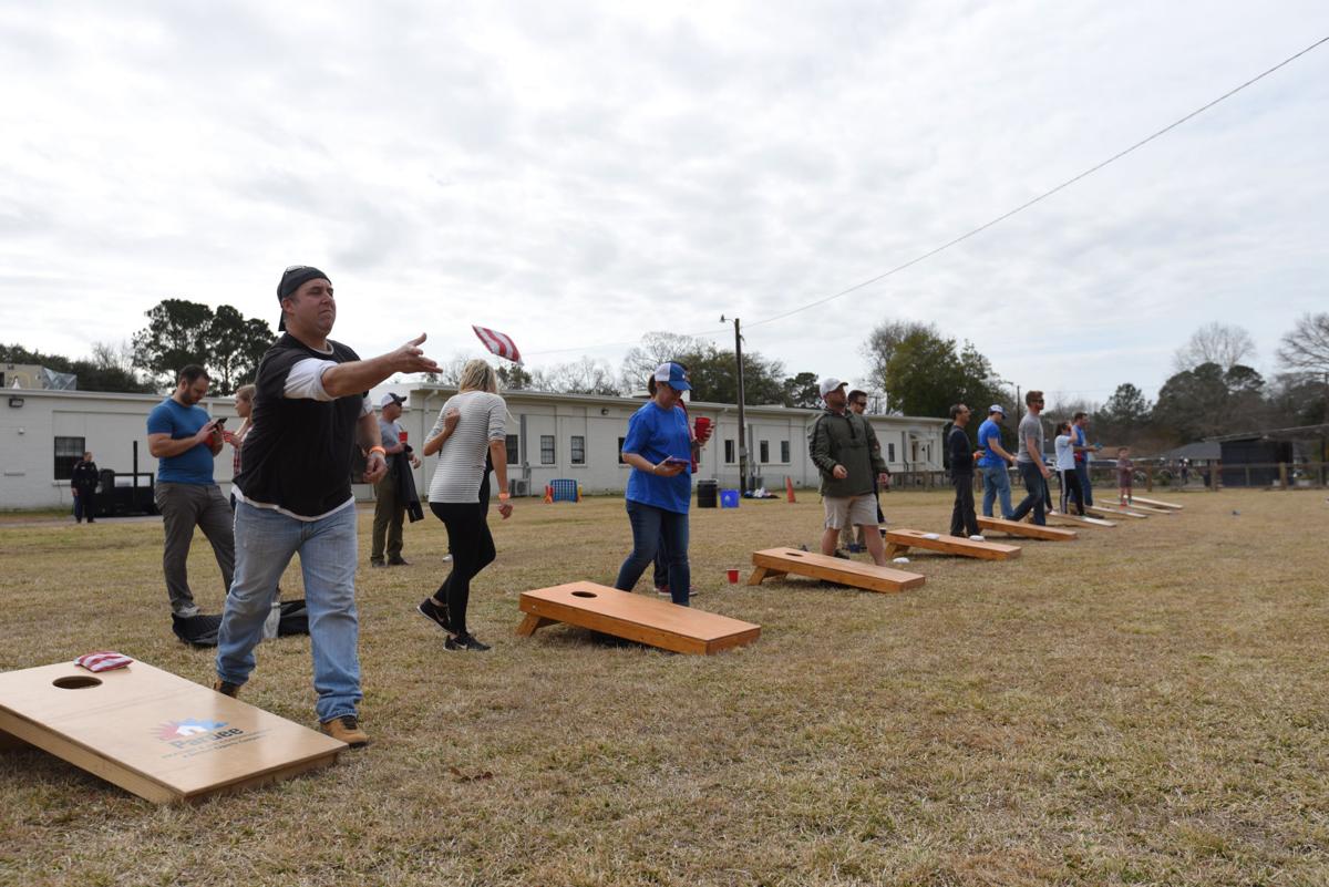pc-020118-fe-cornhole 00009