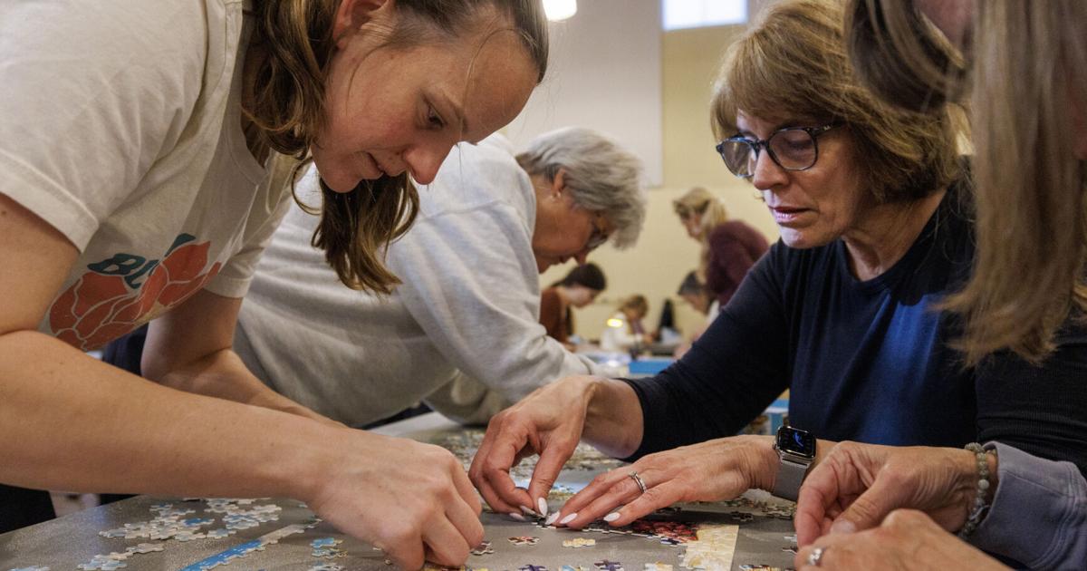 Dozens of puzzle fanatics race to piece things together at Isle of Palms’ first puzzle competition