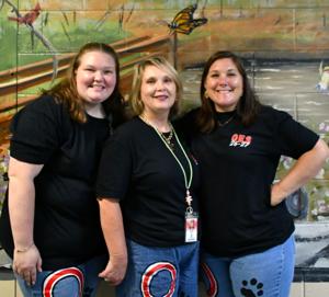 A family of educators: a mother and her daughters dedicate their lives to teaching