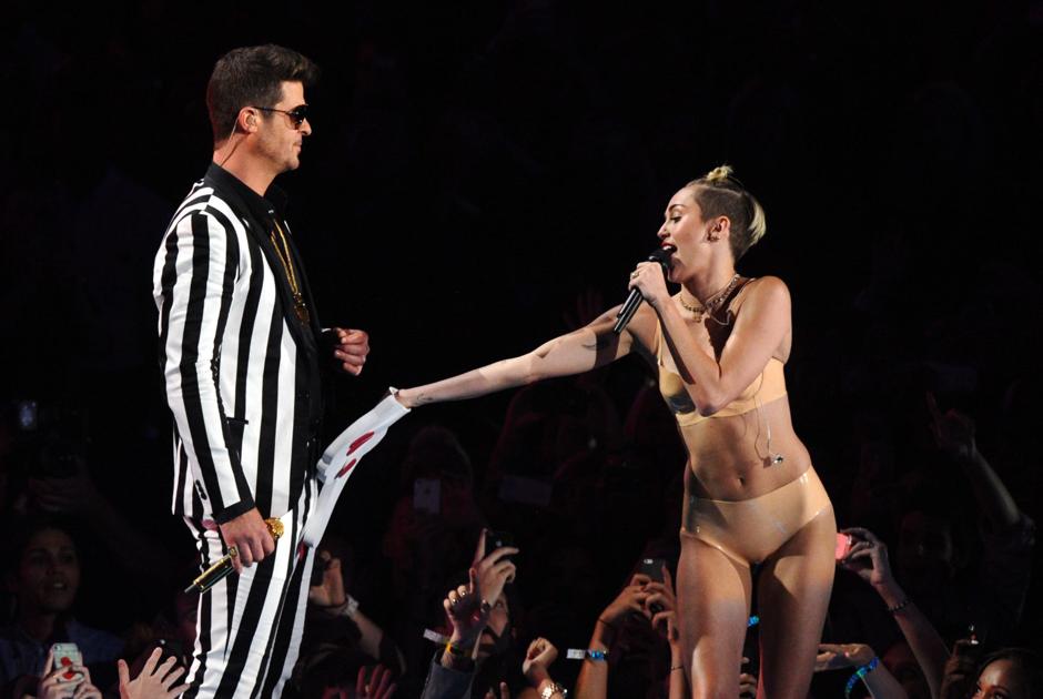 Robin Thicke S Blurred Lines Named Billboard Song Of The Summer Charleston Scene Postandcourier Com