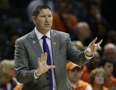 Clemson Basketball Has Another Player Enter Ncaa Transfer Portal Clemson Postandcourier Com