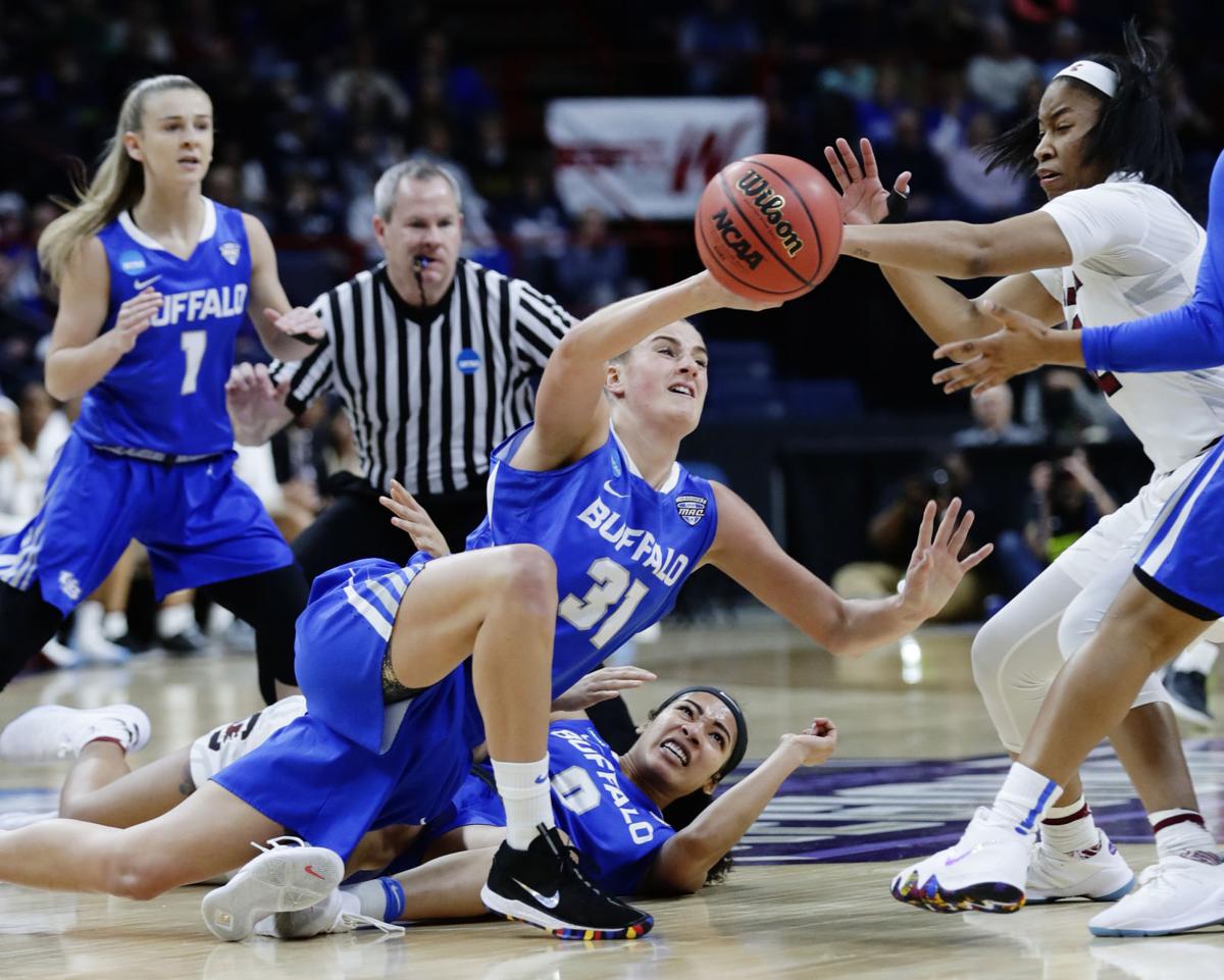 South Carolina advances past Buffalo to Elite Eight Photo Galleries