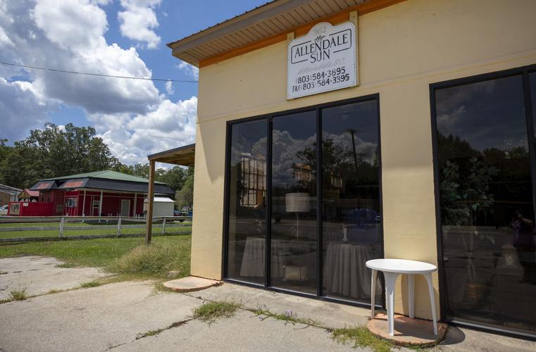 SC citizen watchdogs fill voids left as news deserts spread Uncovered