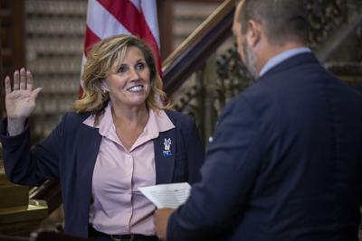 Postmaster Role Charleston, SC, inducts its 1st female postmaster