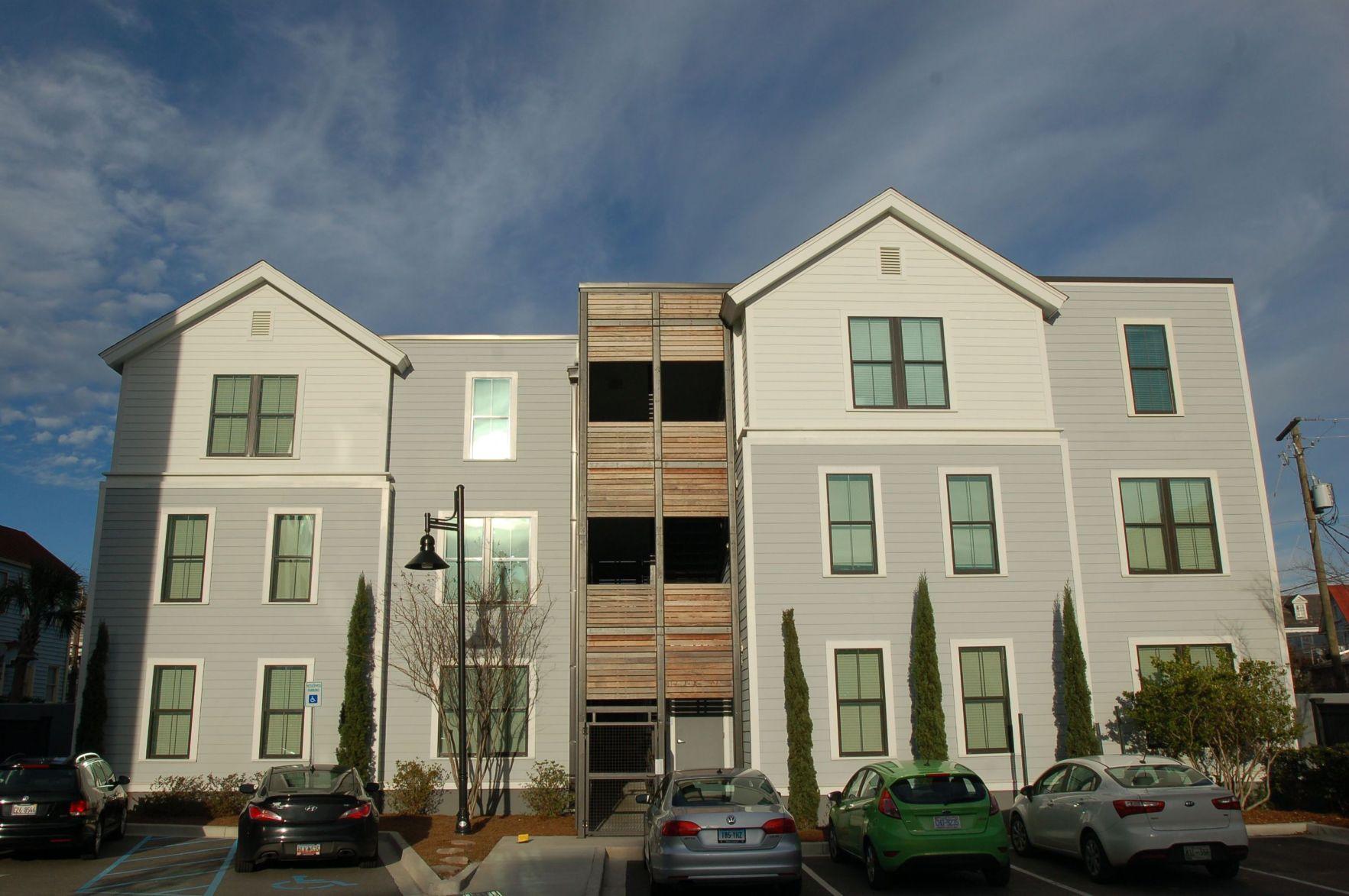Downtown Charleston apartment complex sells for nearly 22.2M Business