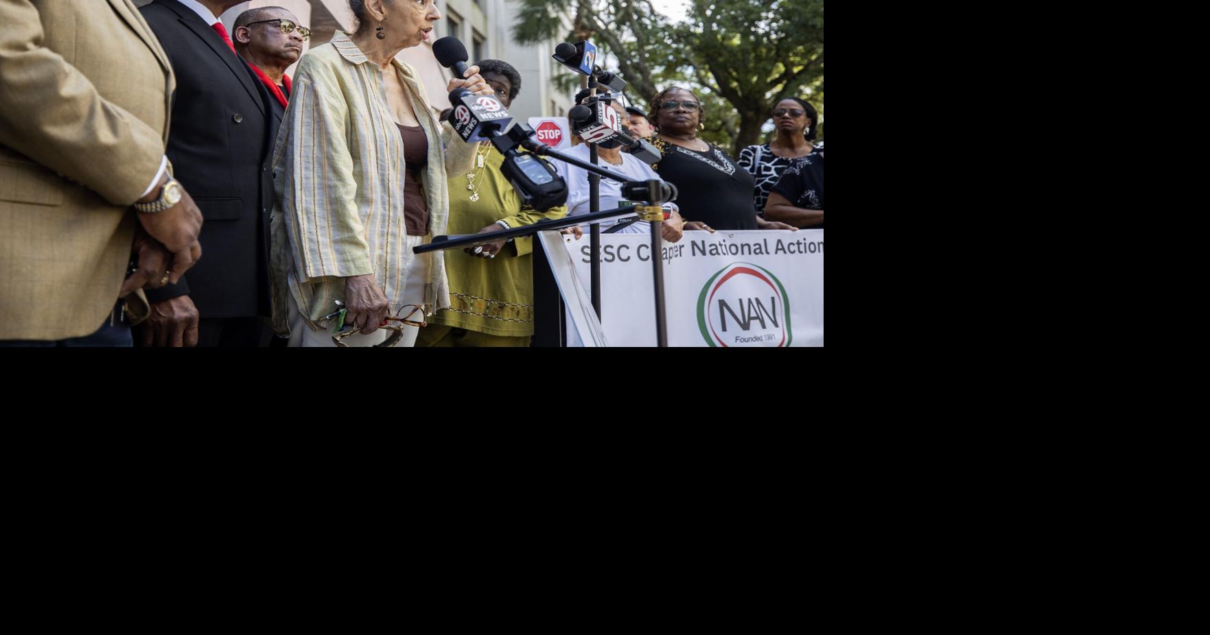 Charleston school board meeting about superintendent sparks tension