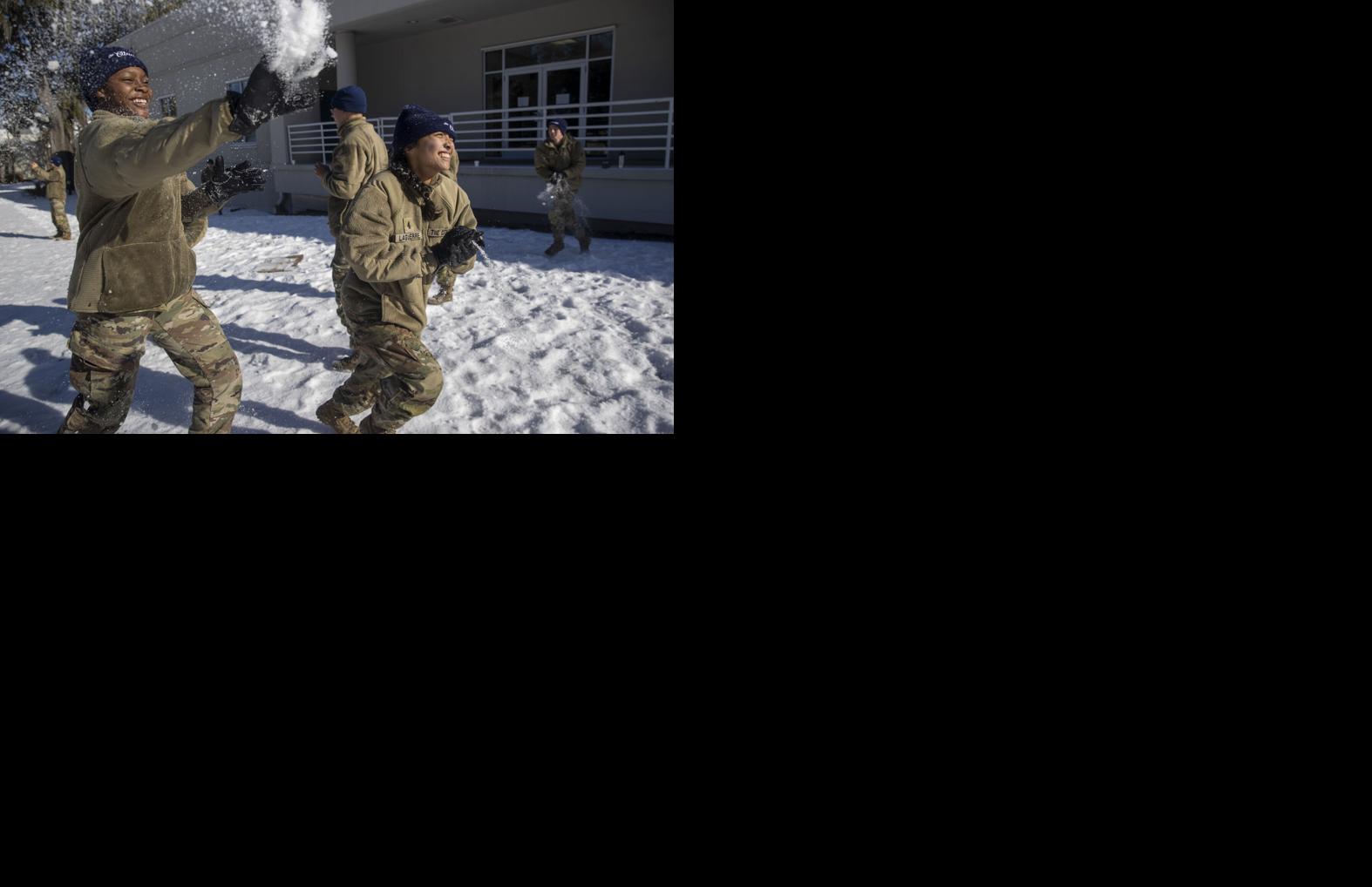 Photos: Best 20 images from rare snow in Charleston County