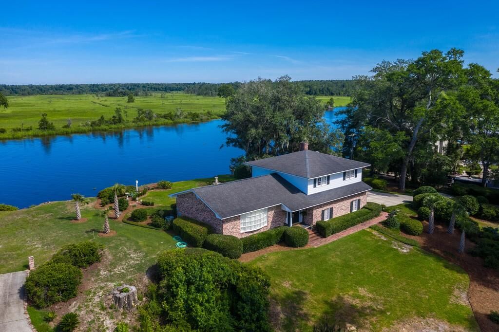 History for Sale gem opens to rice fields of the Black