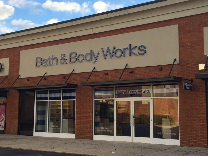 Bath & Body Works scheduled to open in early November in Hitchcock