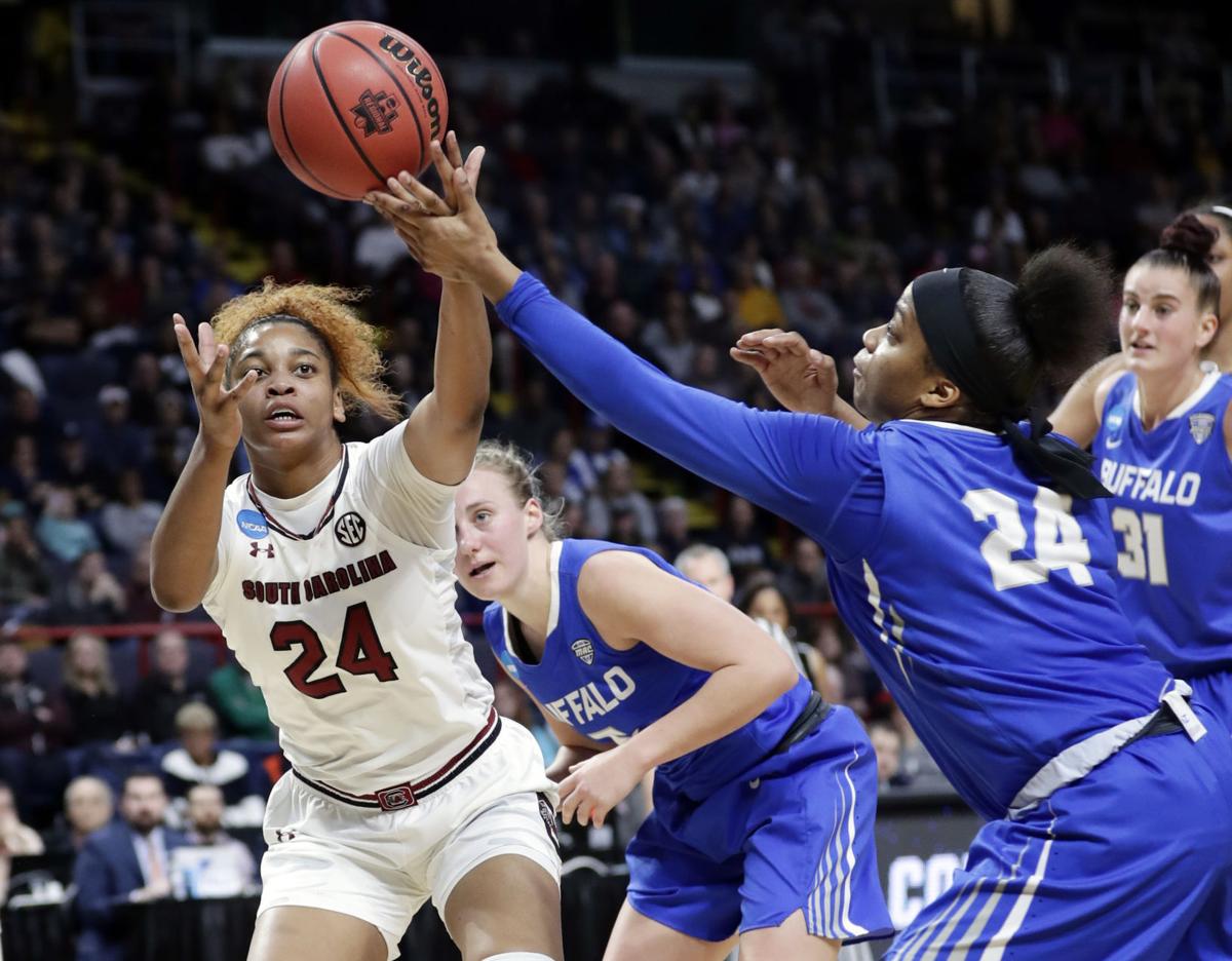 South Carolina advances past Buffalo to Elite Eight Photo Galleries