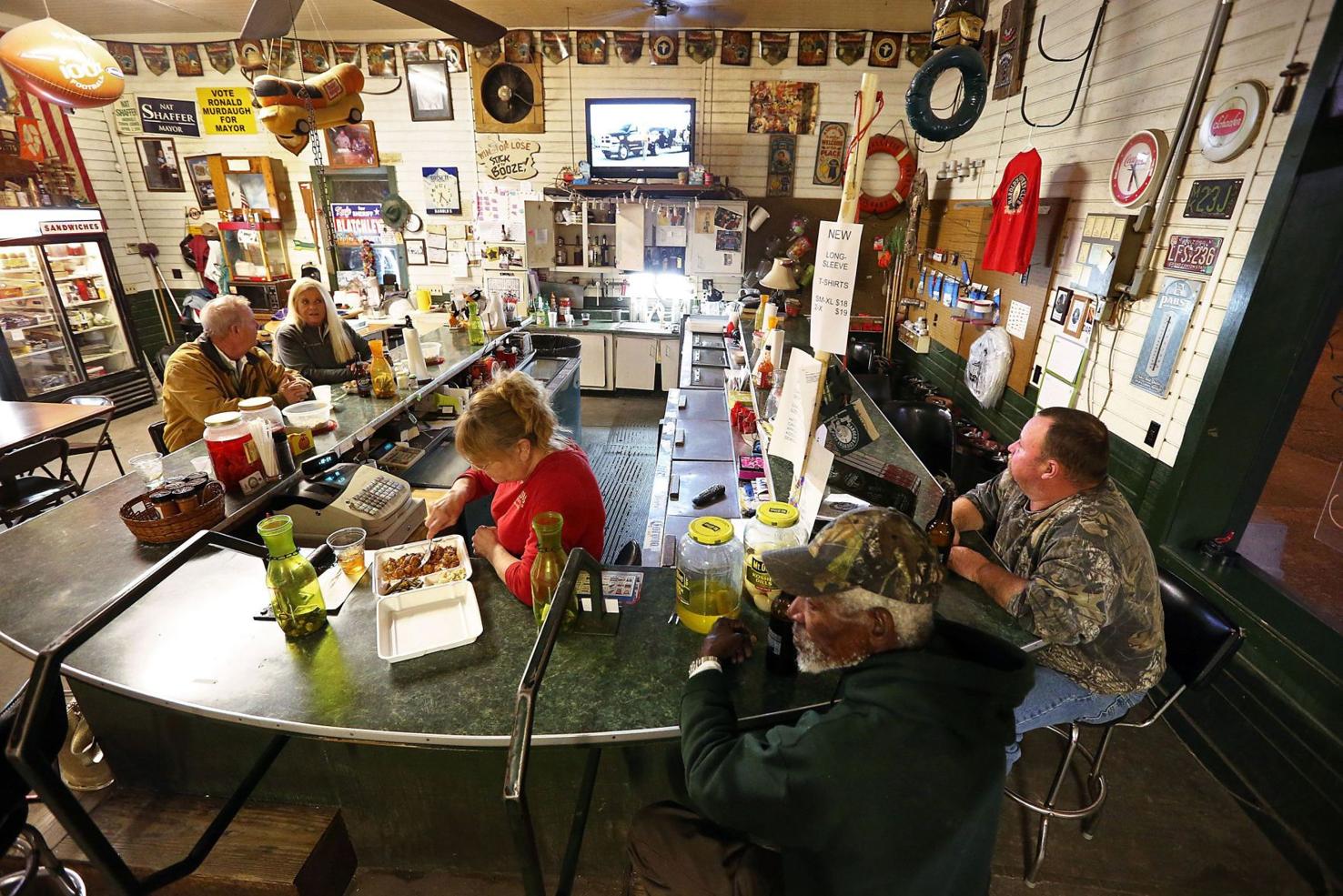 Bait and steak Harold’s Country Club still binds Yemassee community