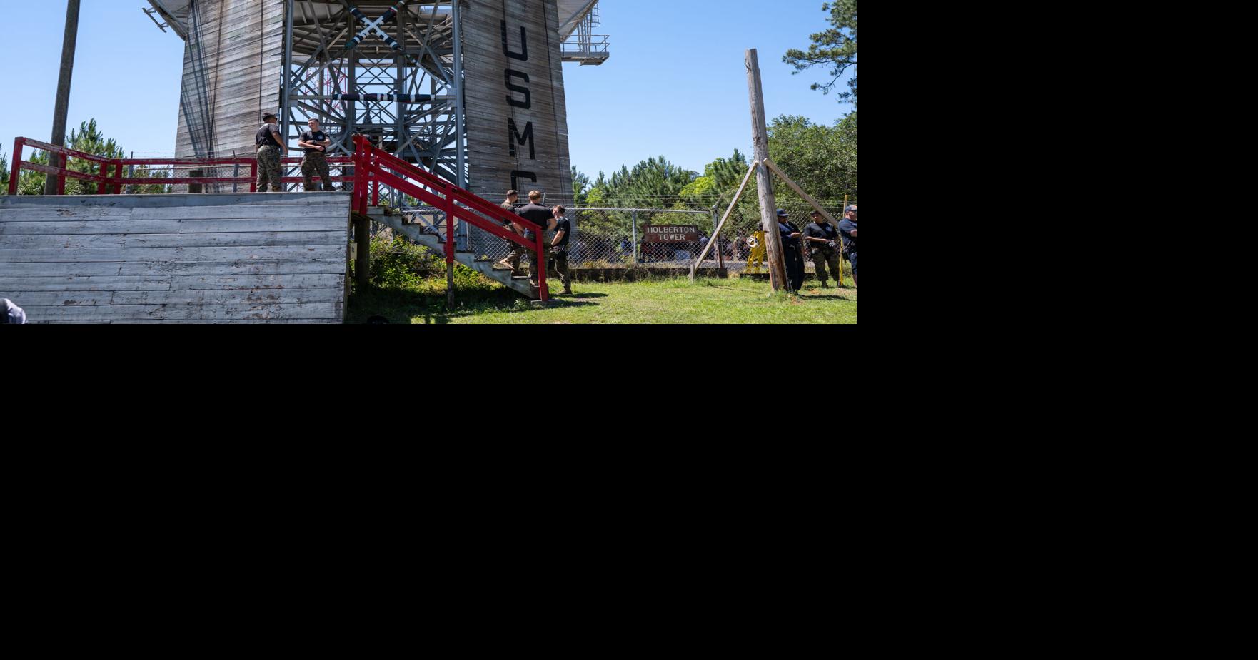 Photos - Atlanta Falcons visit Marine Corps Recruit Depot Parris Island