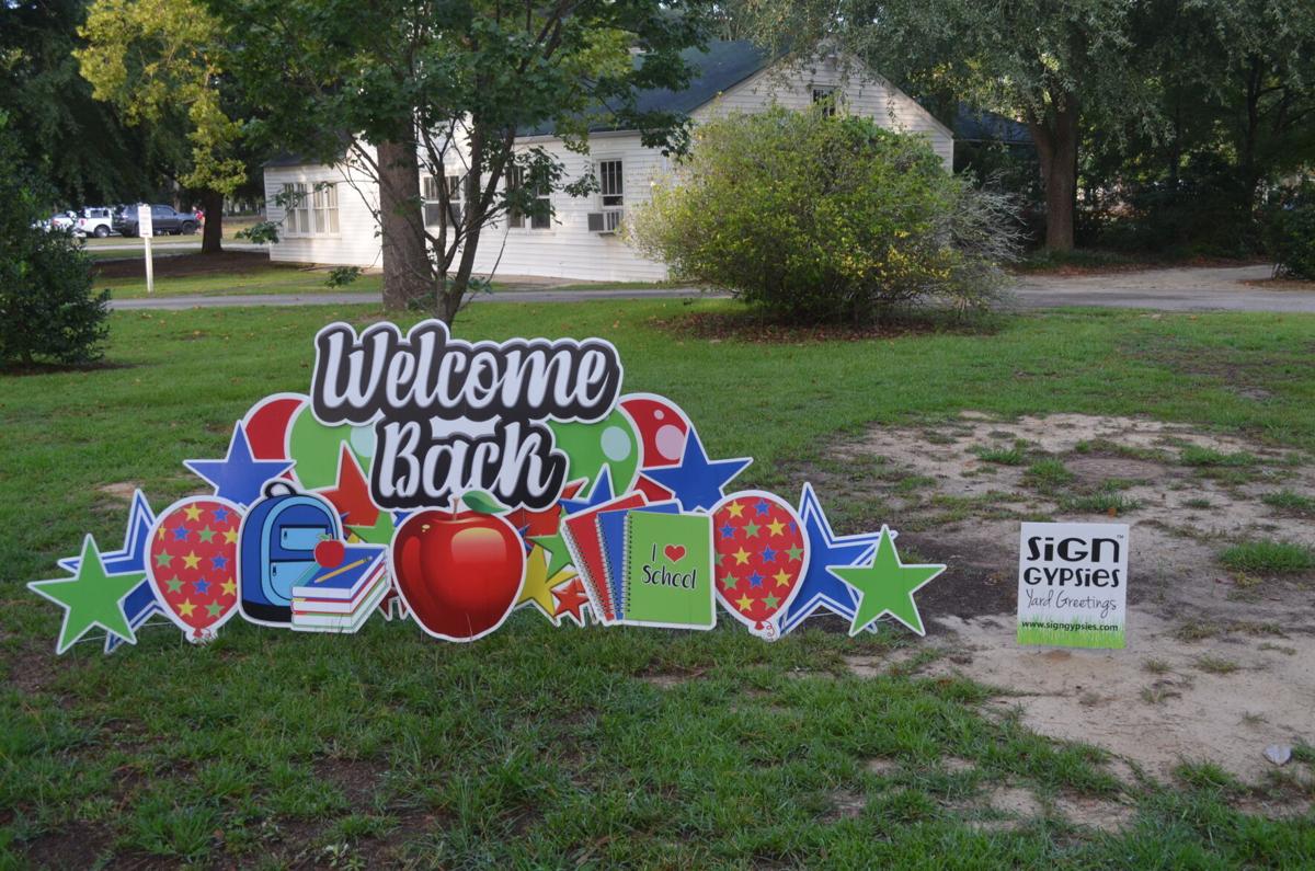 Mead Hall students back to school Coronavirus