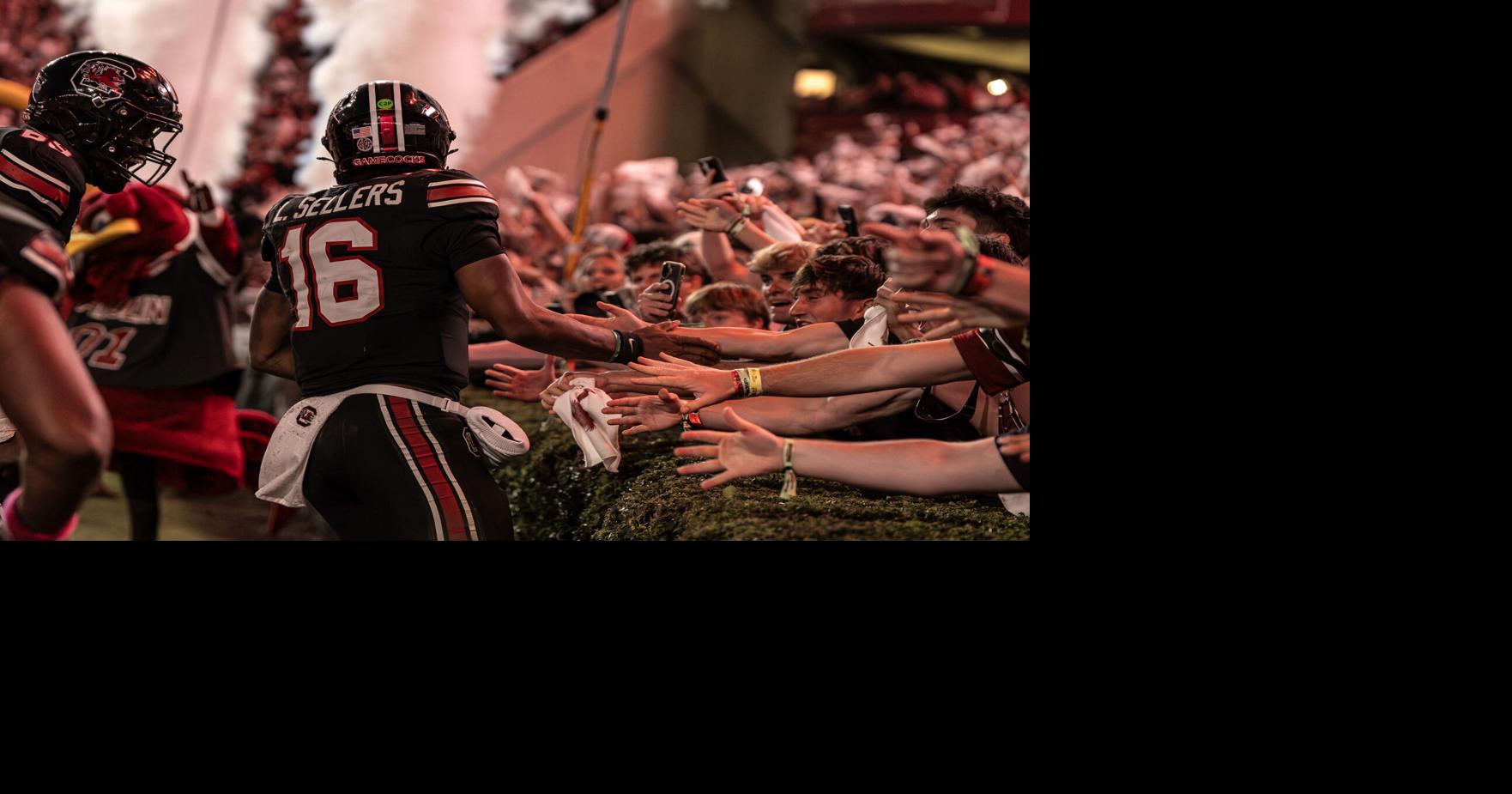 South Carolina covers spread in upset over Tennessee