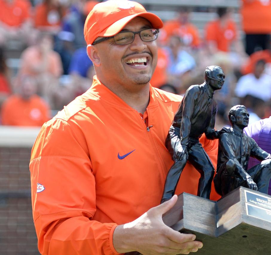 Clemson Offensive Coordinator Tony Elliott To Miss Sugar Bowl Due To Covid 19 Clemson Postandcourier Com Lsu 42, clemson 25 cfn prediction:
