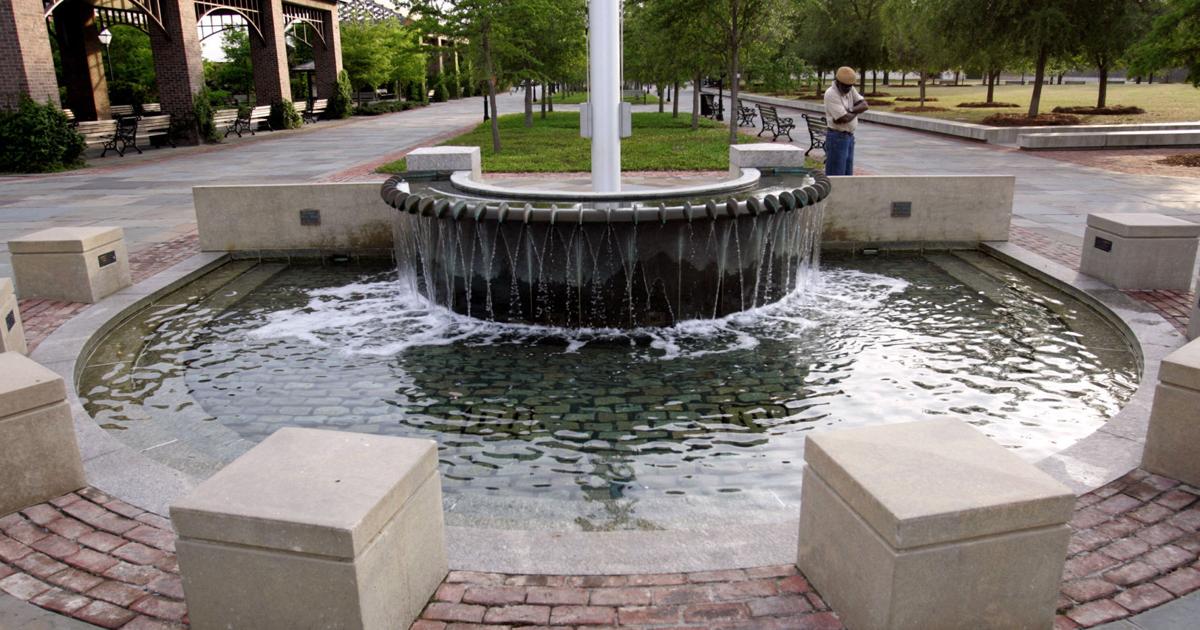 Letters: Honor Revolutionary War heroes with Liberty Square memorial