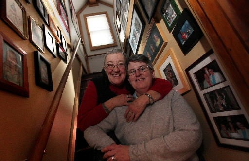 Many Women Come Out As Lesbians Later In Life Features