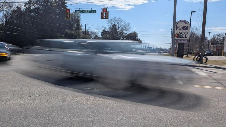 Traffic consultant gives #39 F #39 to Aiken intersection