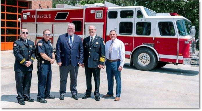 SRS donates fire truck