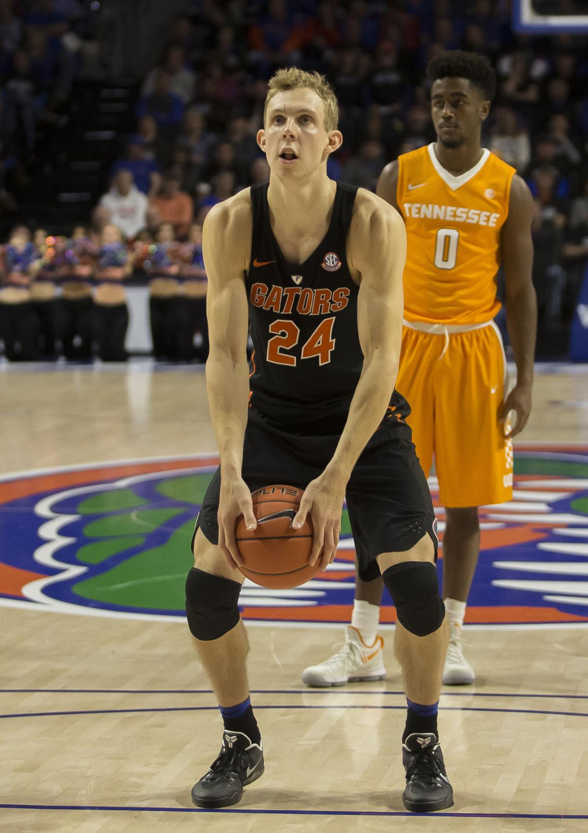 Former College of Charleston star Canyon Barry finds ...