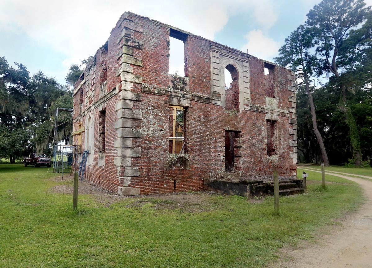 Project shores up Brick House Ruin on Edisto Island to buy time for