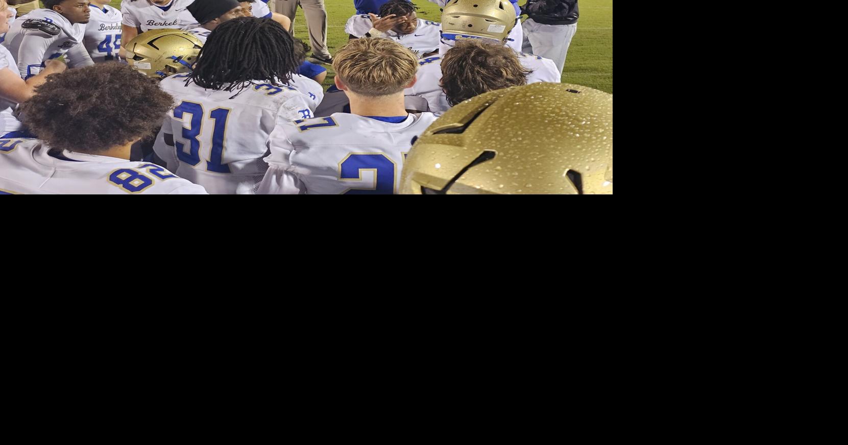 High school football roundup: Stratford edges Lucy Beckham