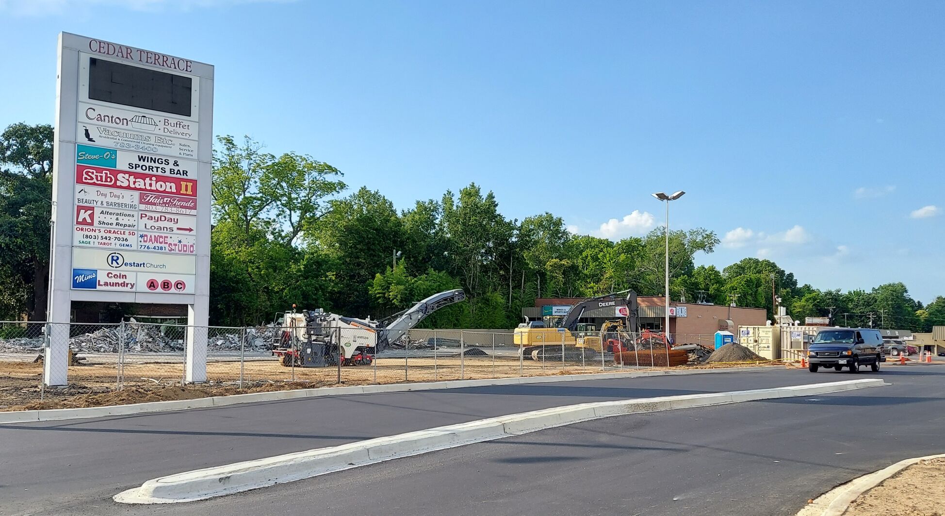 Walmart garners shop ferry auto center