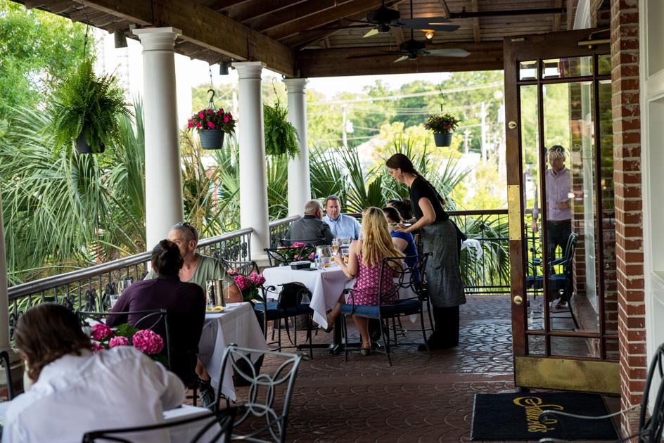During Pandemic Columbia Fine Dining Restaurants Remain Insulated To Employee Turnover Food Drink Postandcourier Com