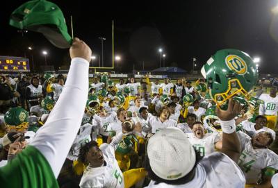 Summerville Faces Daunting Task As Football Powerhouse Dutch Fork